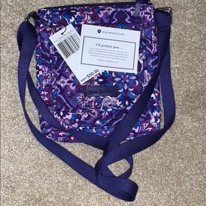 Vera Bradley RFID Mini Hipster-Regal Rosette